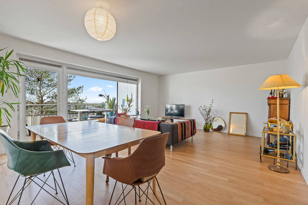 3-Zimmer-Wohnung mit Süd-Balkon, Aufzug & Top-Anbindung - nur 3 Min. zur U1 – Hamburg – Vorschaubild 2
