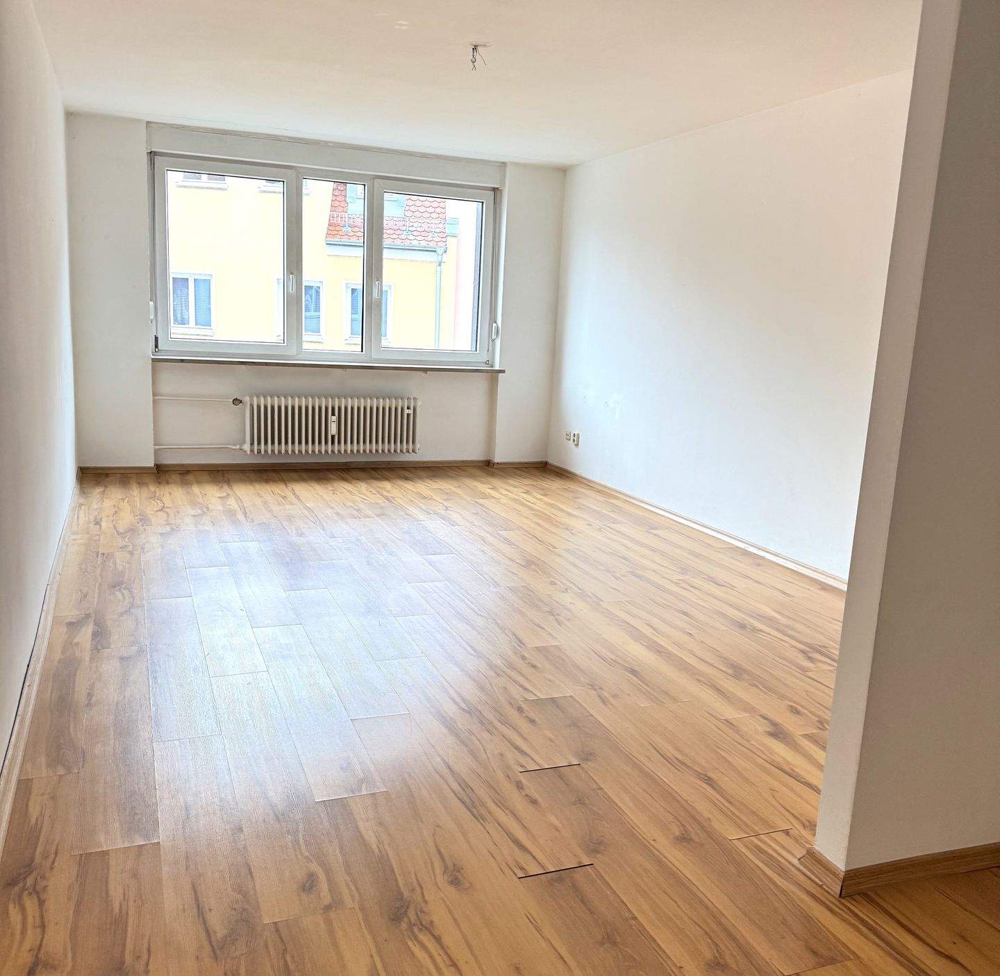 Schönes City-Apartment an der Burg – Nürnberg – Vorschaubild 2