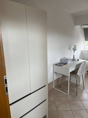 Helle 2 Zimmer DG Wohnung – 70186 Stuttgart – Vorschaubild 4