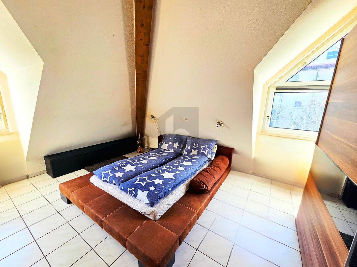 PENTHOUSEHÄLFTE - MIT TAUNUS- UND DOMBLICK! – Mainz – Vorschaubild 4