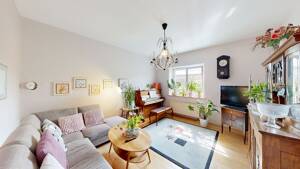 Wohnen im Denkmal: Stilvolle 4-Zimmer-Wohnung mit durchdachtem Grundriss! – 97074 Würzburg – Vorschaubild 2