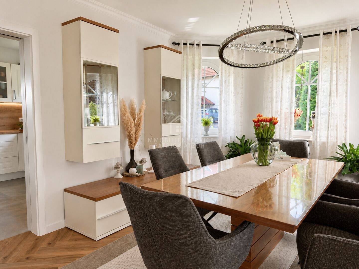 Umfangreich modernisiertes Zweifamilienhaus mit 3 nutzbaren Einheiten, Terrassen, Balkon und Garage – Eichenzell – Vorschaubild 5