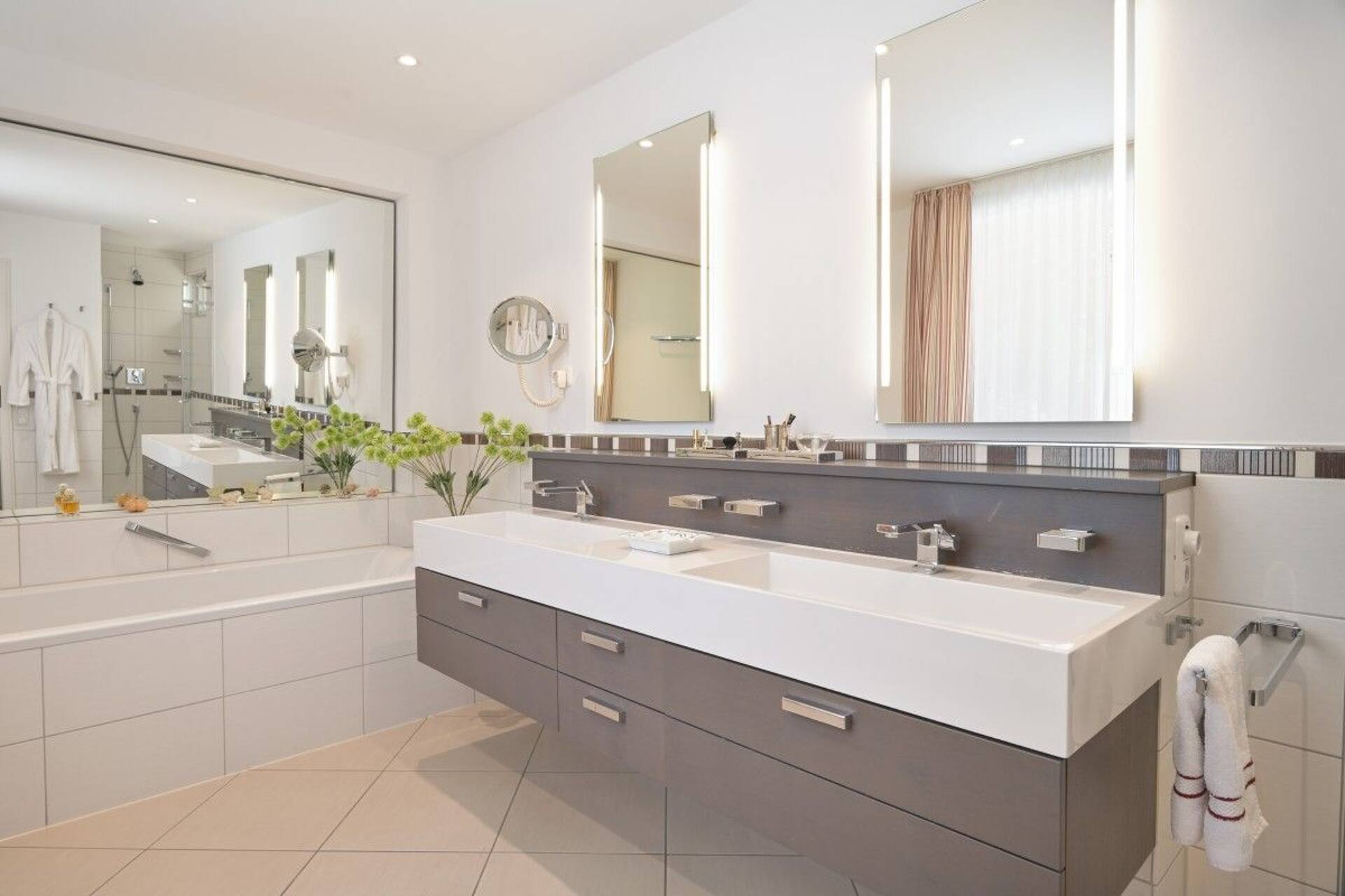 Einfamilienhaus in 50996 Köln mit 293 m² kaufen