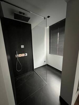 Atemberaubendes Penthouse mit 360°-Panoramablick, weitläufigem Wohnambiente + drei exclusive Bäder! – 1307 Dresden – Vorschaubild 6