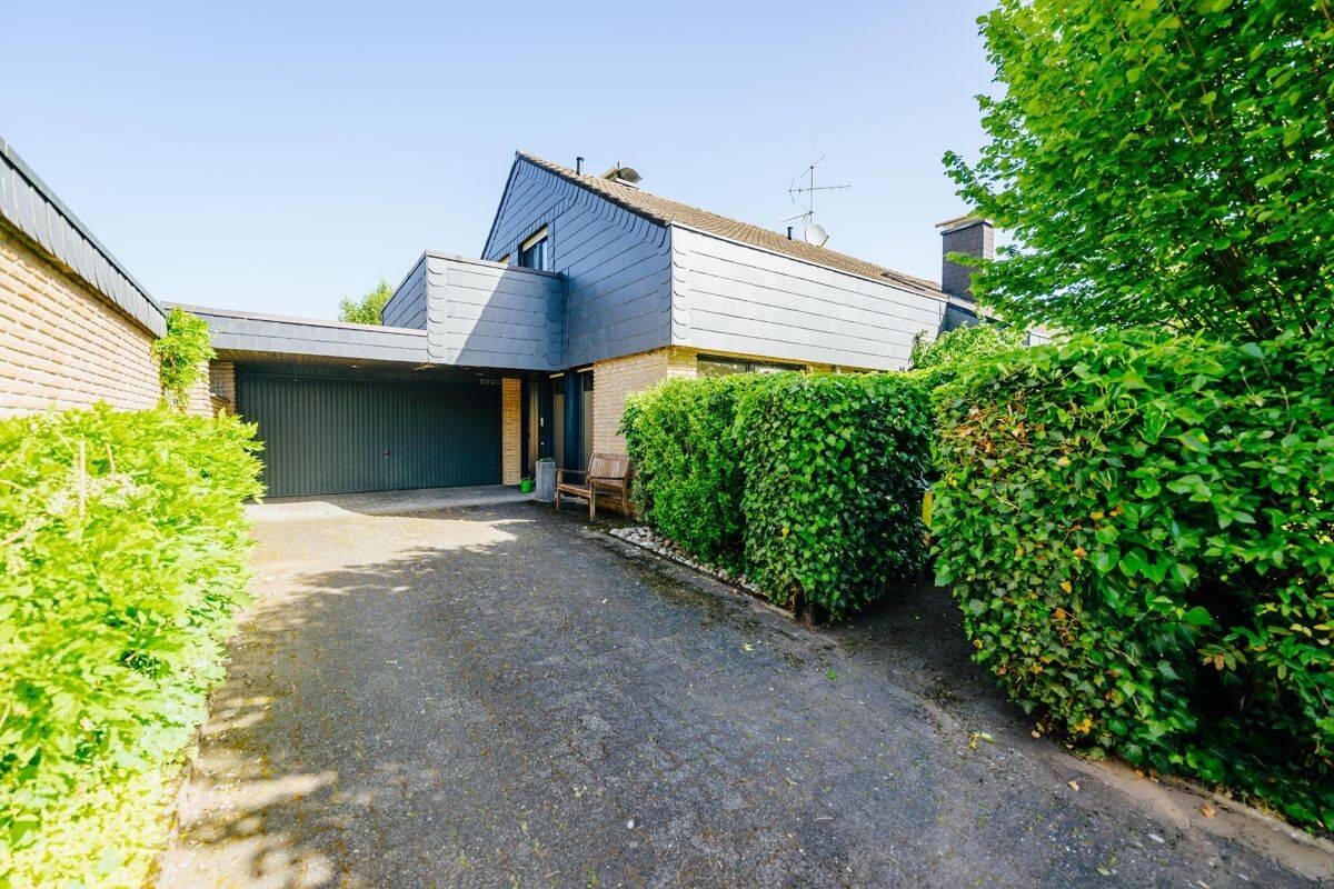 Perfekt für die Familie! Großzügiges Einfamilienhaus auf tollem Grundstück – Bielefeld – Vorschaubild 3