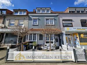Preis deutlich reduziert-Sehr großes Haus mit traumhaftschönen + großen Garten + Dachterrasse !!! – 28239 Bremen – Vorschaubild 7