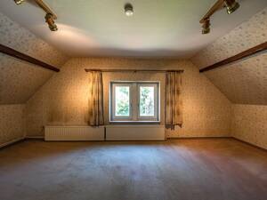 Charmantes Wohnhaus im Landhausstil mit zwei Garagen im Grünen – 26129 Oldenburg – Vorschaubild 8