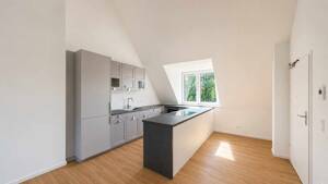 Exklusive Neubau-Dachgeschosswohnung mit Balkon in Toplage von Poppenbüttel – 22399 Hamburg – Vorschaubild 9