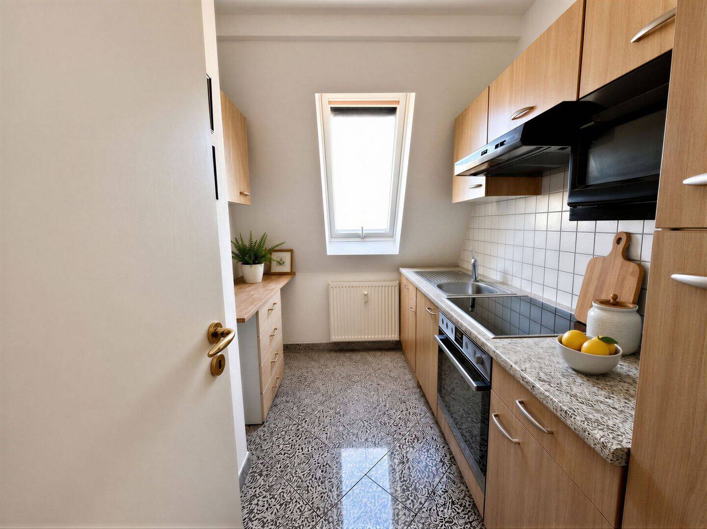 Vermietete 2-Zimmer-Dachgeschosswohnung mit 4,92 % garantierter Bruttorendite – Dresden – Vorschaubild 5