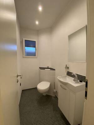 3-Zimmer-Wohnung mit Einbauküche in der Fürther Innenstadt – 90762 Fürth – Vorschaubild 9
