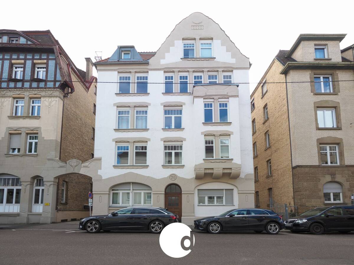 Liebevoll saniertes Mehrfamilienhaus mit Denkmalschutz in beliebter Lage von Bad Cannstatt – 70374 Stuttgart – Bild 1 von 8