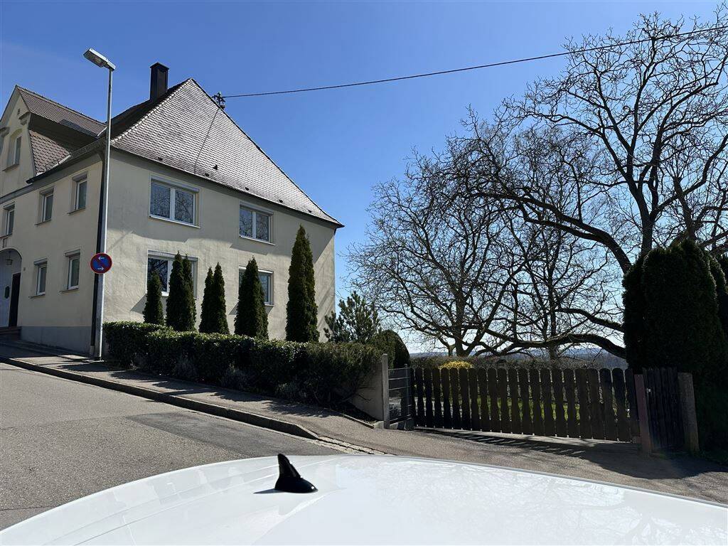 **Großes Anwesen** 2 x MFH - Stadel - und Anbauten auf grossem Grundstück – Elchingen – Bild 1 von 9