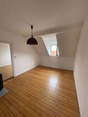 ALTBAU-CHARME! Einfach & günstig wohnen über den Dächern von Offenbach! – 63069 Offenbach am Main – Vorschaubild 3