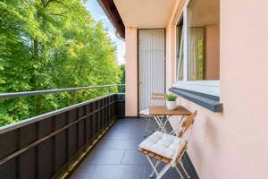 Mehr Frankfurt fürs Geld: 3-Zimmer-Wohnung mit Loggia und Blick ins Grüne – 60437 Frankfurt am Main – Vorschaubild 3