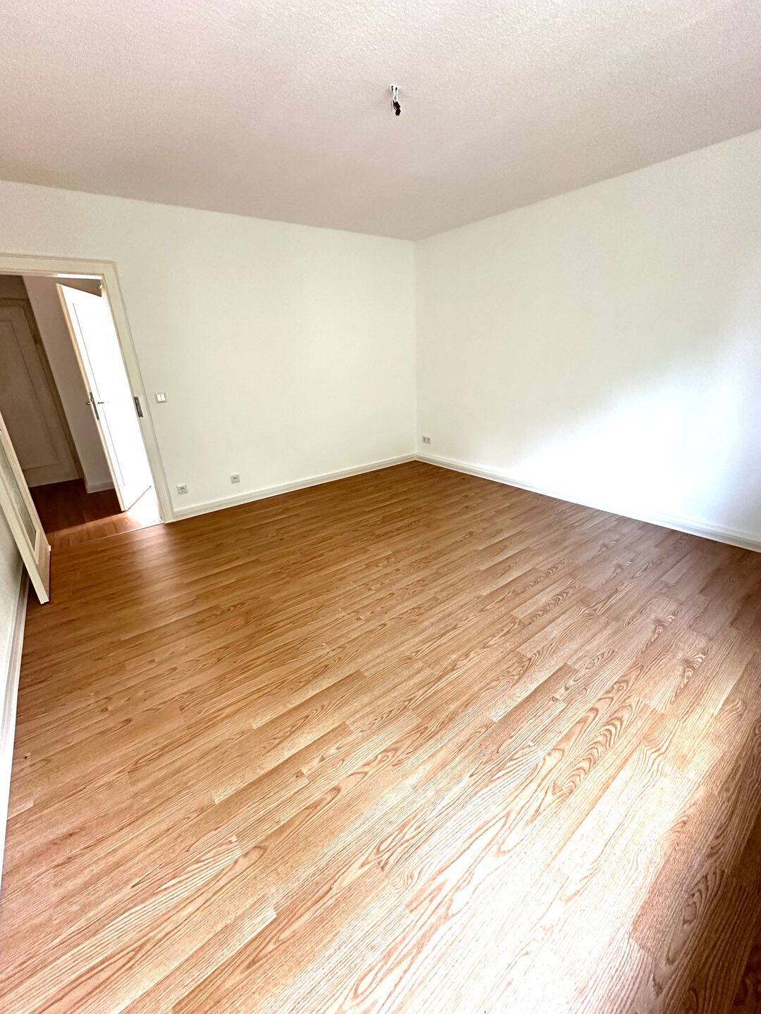 Moderne 2-Zimmer-Wohnung in Chemnitz zu vermieten – Chemnitz – Vorschaubild 6