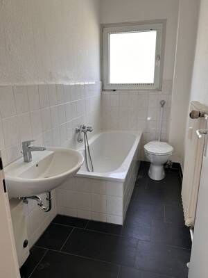 Bei VIVAWEST die Sonnenstrahlen auf dem eigenen Balkon genießen. – 47169 Duisburg – Vorschaubild 7