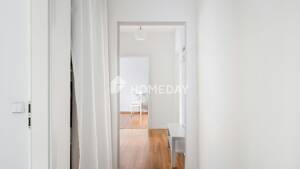 Ihr neues Wohnglück: Stilvolle Hochparterrewohnung mit Parkett und Einbauküche – 10243 Berlin – Vorschaubild 4