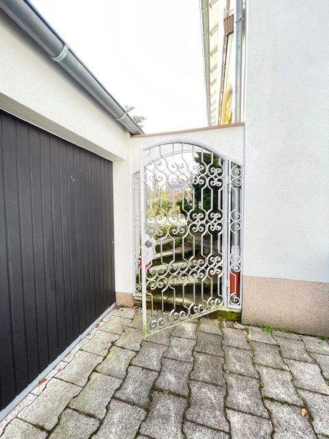 Traumlage: Mehr-Generationen-Haus mit Doppel-Garage und herrlichem Garten in Mögeldorf – Nürnberg – Vorschaubild 3