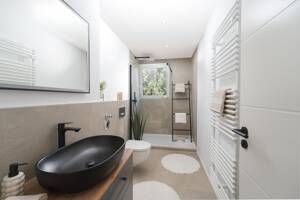 Erstbezug nach hochwertiger Sanierung - moderne 3-Zimmer-Wohnung mit Südbalkon – 30455 Hannover – Vorschaubild 4