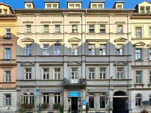 Geräumige 2-Raumwohnung mit Balkon und gutem Entwicklungspotential!
