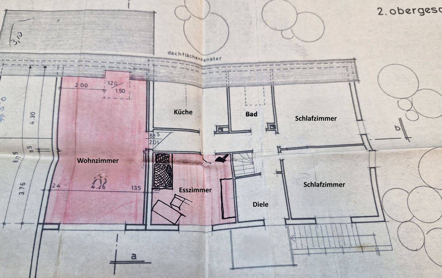 Viel Platz für Ihre Träume: Großzügiges Familienhaus in Frankenberg-Haubern – Frankenberg – Bild 1 von 9