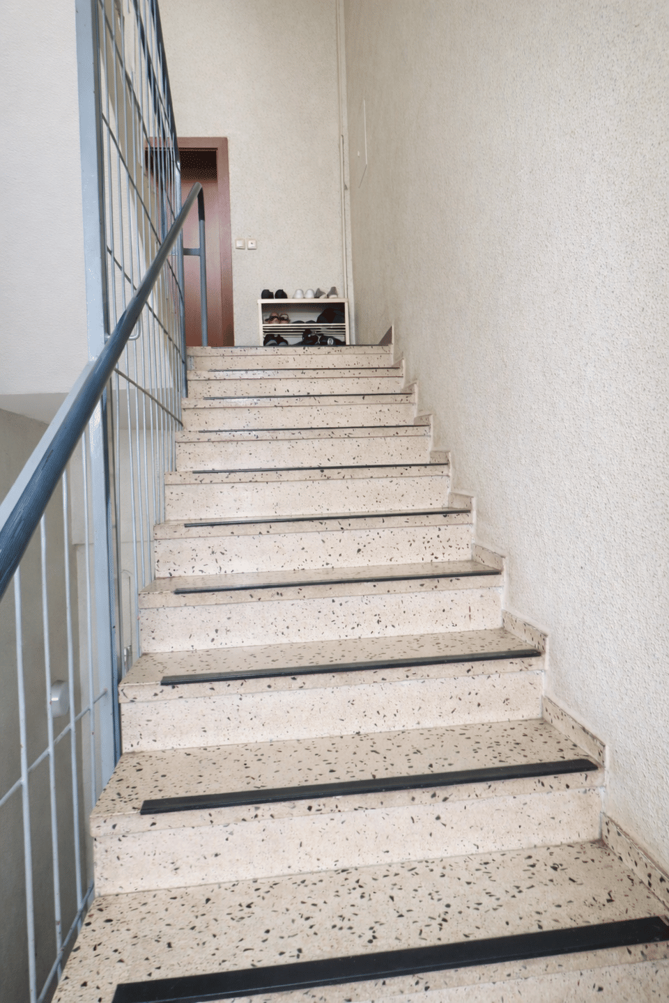 Renditestarkes Wohn-/Bürohaus mit Entwicklungspotenzial – Duisburg – Vorschaubild 4