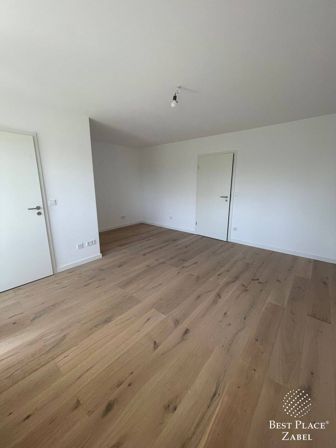 Saniertes 1-Zimmer-Single-Apartment zur Kapitalanlage oder Selbstnutzung mit Balkon – München – Vorschaubild 2