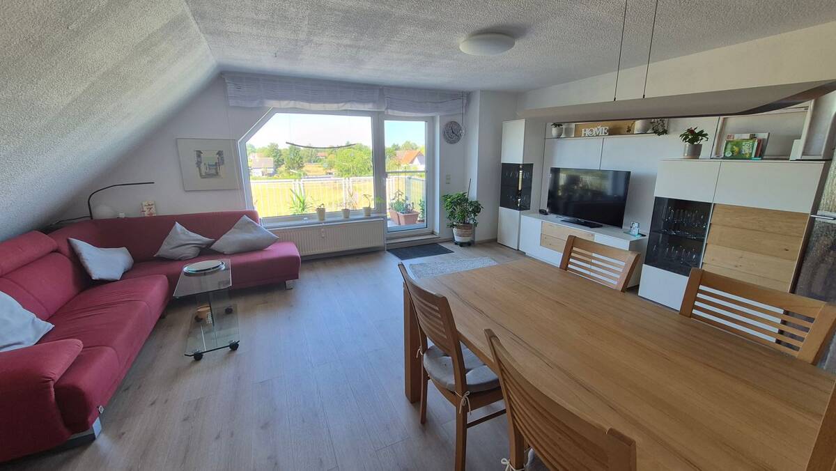 Helle, moderne 3,5-Zimmer-Maisonette-Wohnung mit Balkon in Gelsenkirchen – 45897 Gelsenkirchen – Bild 1 von 4