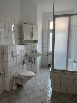 3-RW Maisonette im DG sucht Nachmieter – 4318 Leipzig – Vorschaubild 5