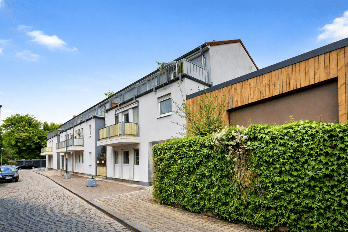 Attraktive 2-ZKB-Erdgeschosswohnung in gefragter Wohnlage von Saarbrücken-St. Arnual - mit Terrasse, Garten & Garage – Saarbrücken – Vorschaubild 4