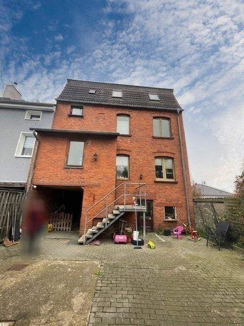 Zweifamilienhaus mit schönem Grundstück – Tangerhütte – Vorschaubild 3
