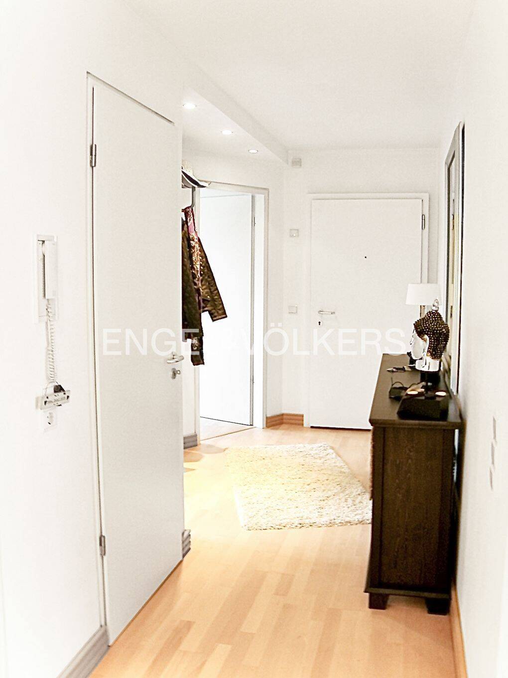 Stilvoll wohnen in Bestlage 3-Zimmer-Wohnung mit sonnigem Balkon – Bremen – Vorschaubild 9