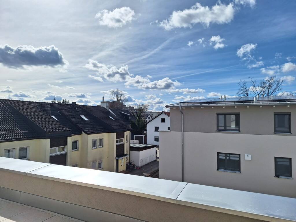 Exklusiver Wohntraum 3 Zi.-Dachterrassen-Whg. mit TG in modernem 8 Fam.-Haus in Neufahrn (S1)