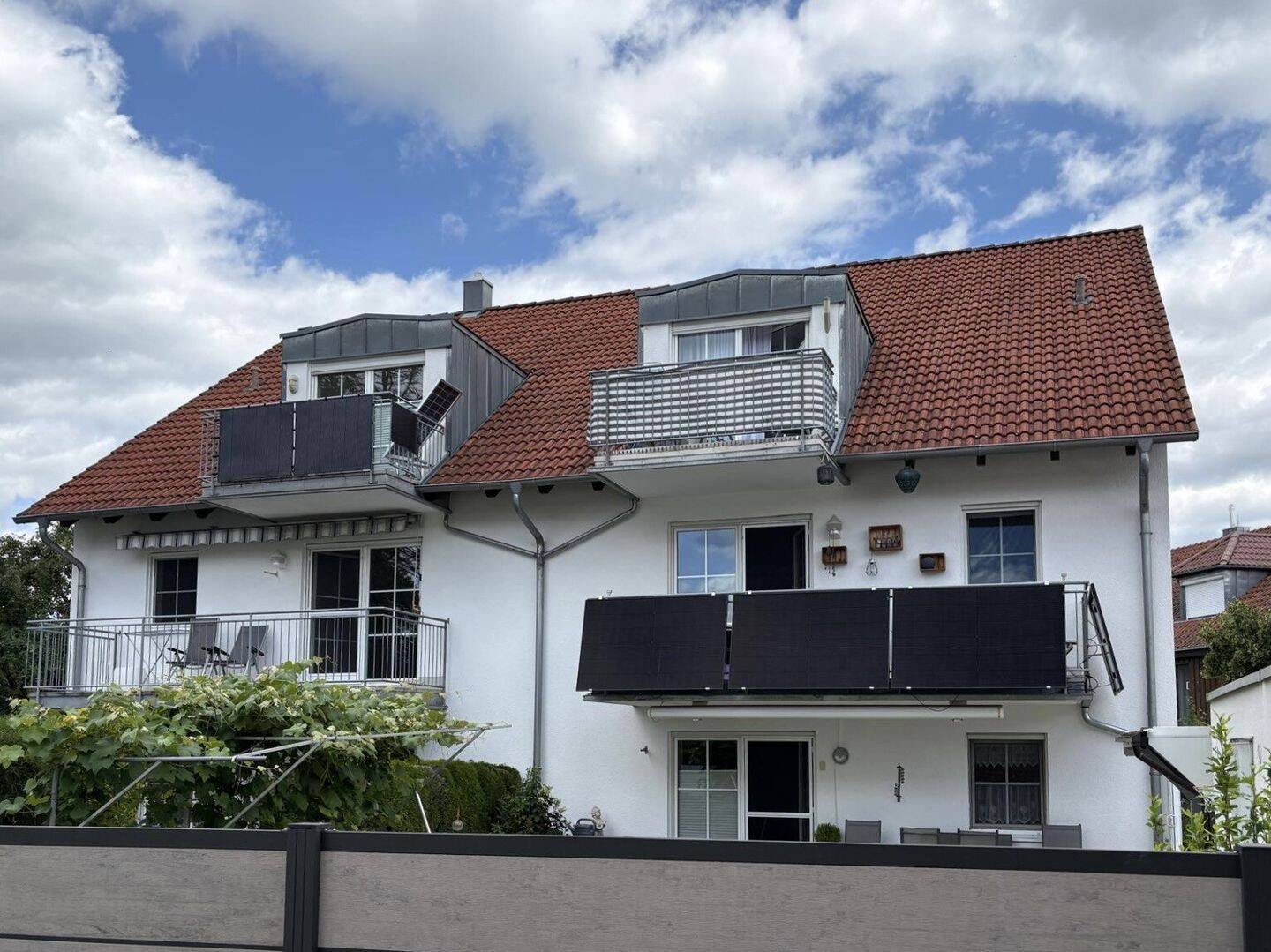 Schicke 2,5 Zimmer-Wohnung mit Balkon