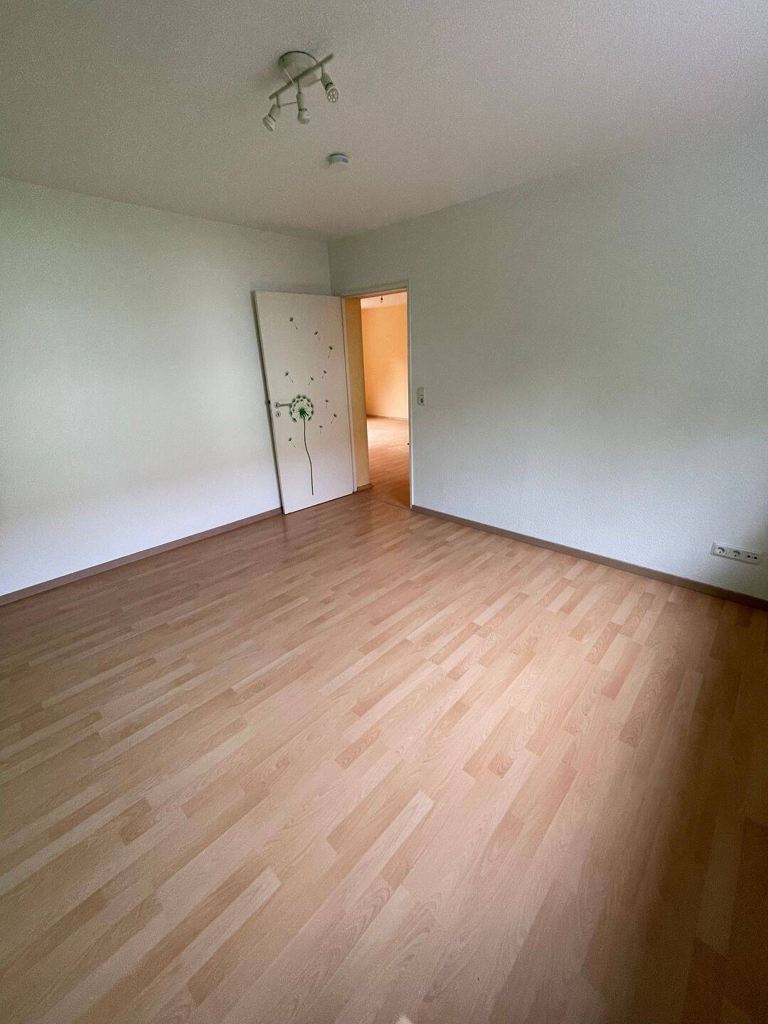 RESERVIERT – Saarbrücken – Vorschaubild 7