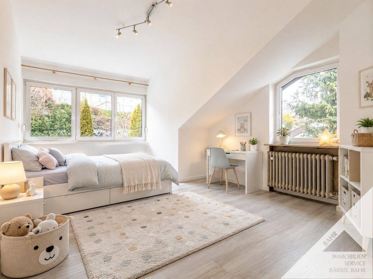 Großzügige 4-Zi.-Wohnung in Doppelhaushälfte mit Panoramablick – Holzgerlingen – Vorschaubild 4