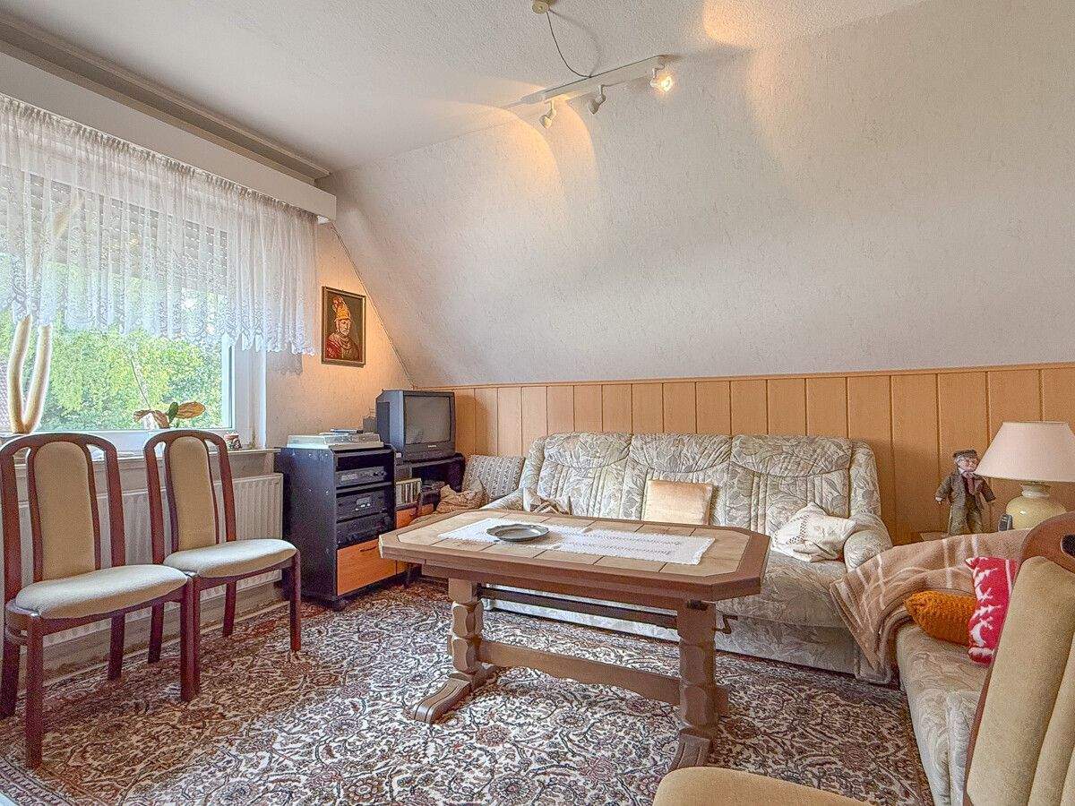 Lingen - Schepsdorf: Sanierungsobjekt / Zweifamilienhaus oder attraktive Wohnbebauung nach §34 BauGB! – Lingen (Ems) – Vorschaubild 6