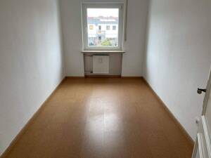 Schöne und günstige 3,5-Zimmer-Eigentumswohnung mit Balkon in Alterlangen – 91056 Erlangen – Vorschaubild 5