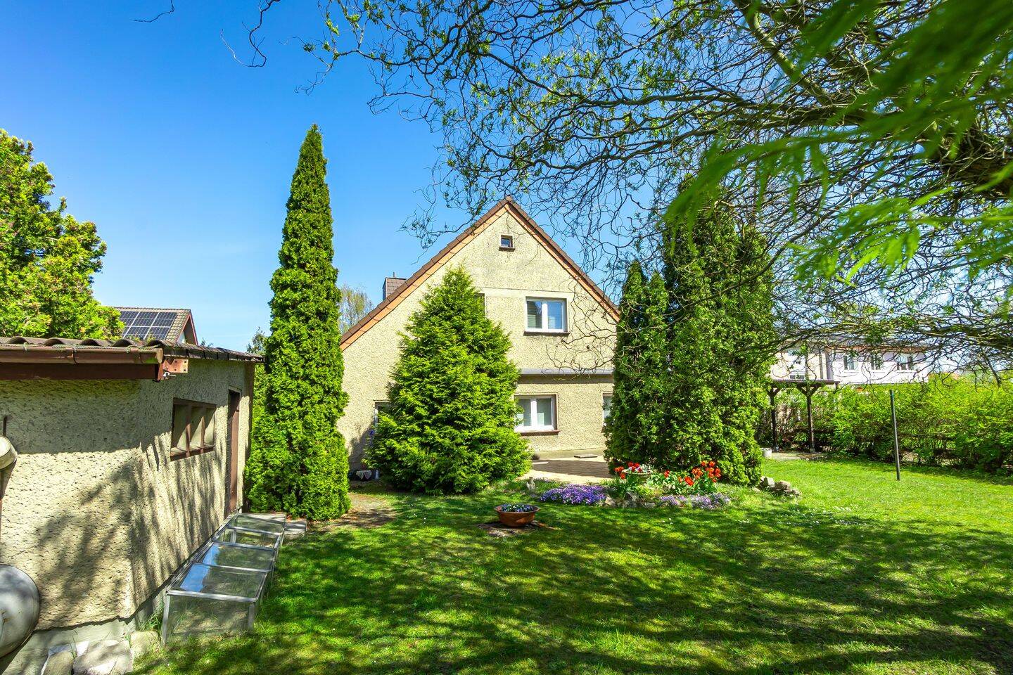Viel Platz für Familie & Hobby: 110 m² EFH mit 1.089 m² Grundstück, 4 Zi, Garage in Kaulsdorf – Berlin – Vorschaubild 5