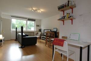 TOP Zustand! Balkon! EBK! Aufzug! TG-Stellplatz optional! – 40223 Düsseldorf – Vorschaubild 2