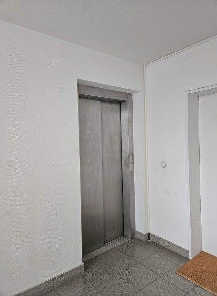 MODERNE EIGENTUMSWOHNUNG MIT 3 AUSSENSTELLPLÄTZEN – Magdeburg – Vorschaubild 3