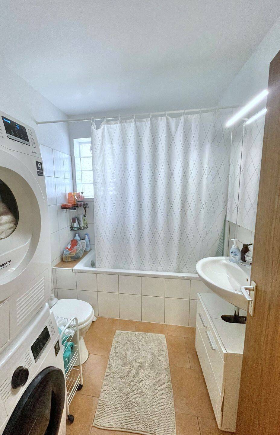 Attraktive, lichtdurchflutete 3-Zimmer-Eigentumswohnung mit Balkon & TG-Stellplatz in Würzburg-Versbach – Würzburg – Vorschaubild 6