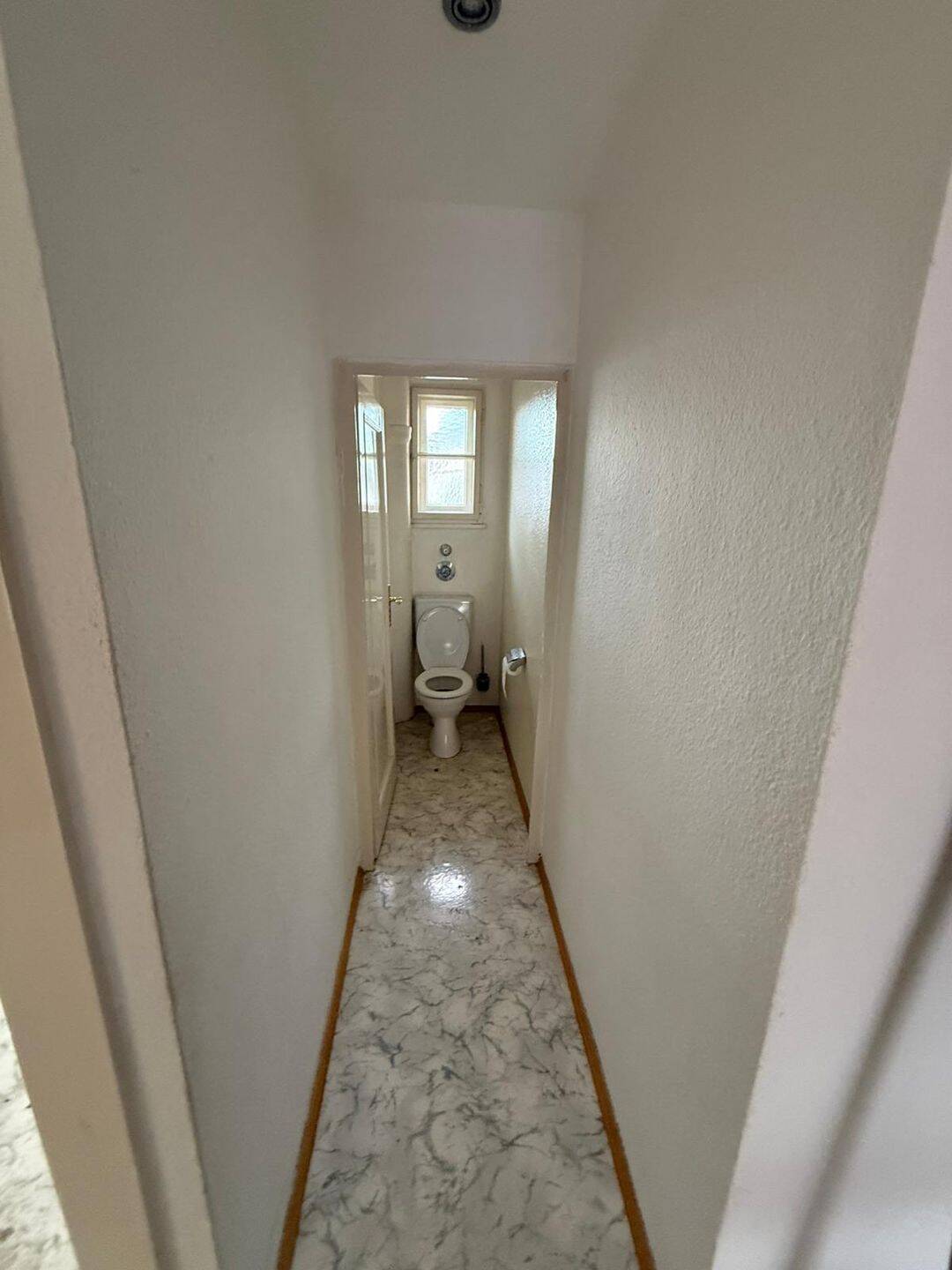 Zentral Wohnen mit Balkon – Nürnberg – Vorschaubild 6