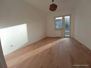 DU-Hochfeld, Heerstraße 146 - Gemütliche 2-Zimmer-Wohnung ab Sept. zu mieten ( max. 2 Personen ) !! – 47053 Duisburg – Vorschaubild 3