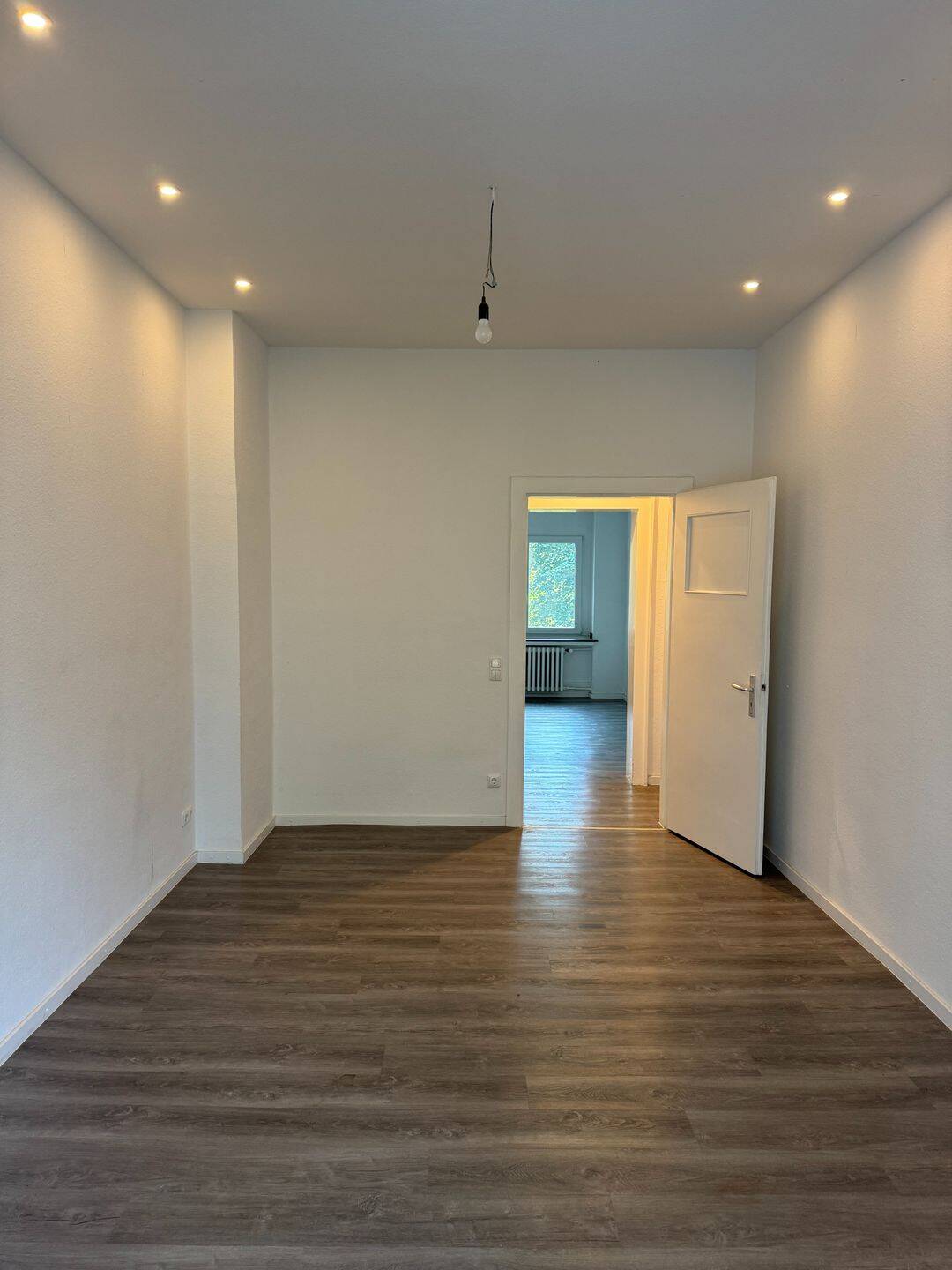 *** Hübsche Altbauwohnung am Fuße des Kaiserbergs inklusive Einbauküche *** – Duisburg – Vorschaubild 6