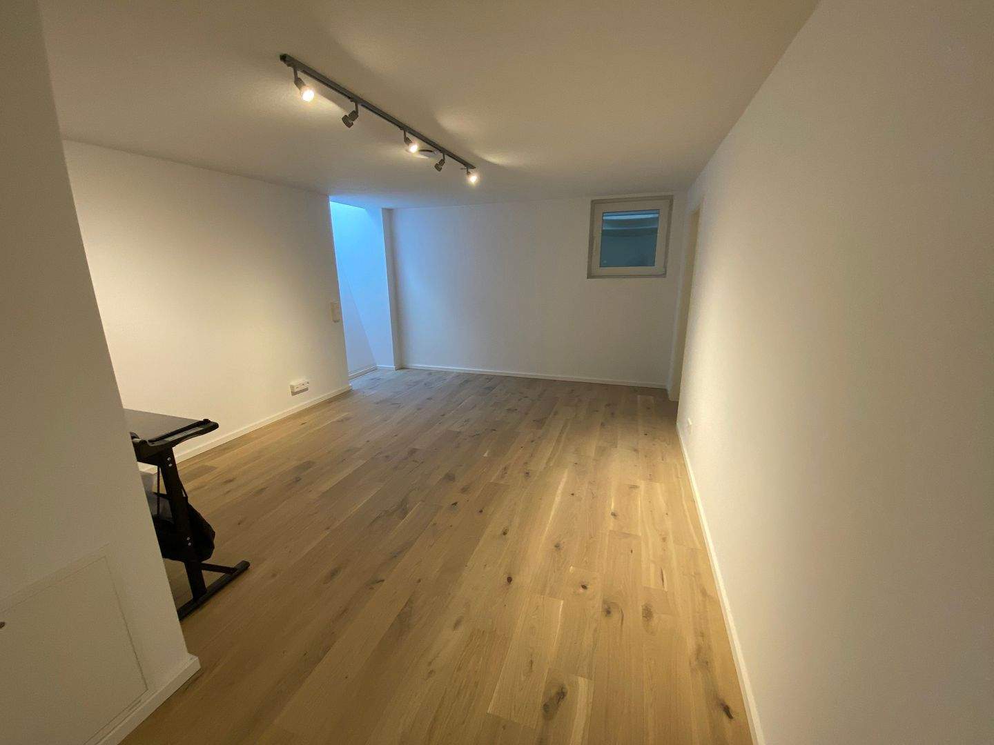 Sofort frei - Neubau Gartenwohnung - 4 Zimmer | 129m² Heizfläche mit überdachter Terrasse – Nürnberg – Vorschaubild 2