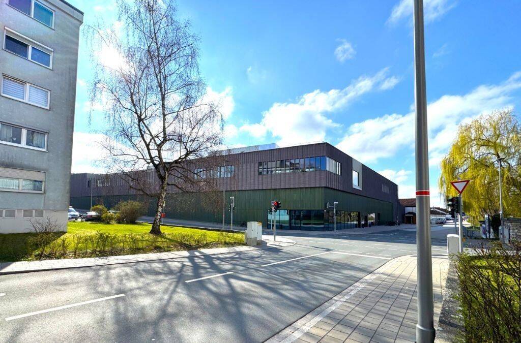 Vermietete 2-Zi-Wohnung am Schlossweiher & Ganzjahresbad Neumarkt