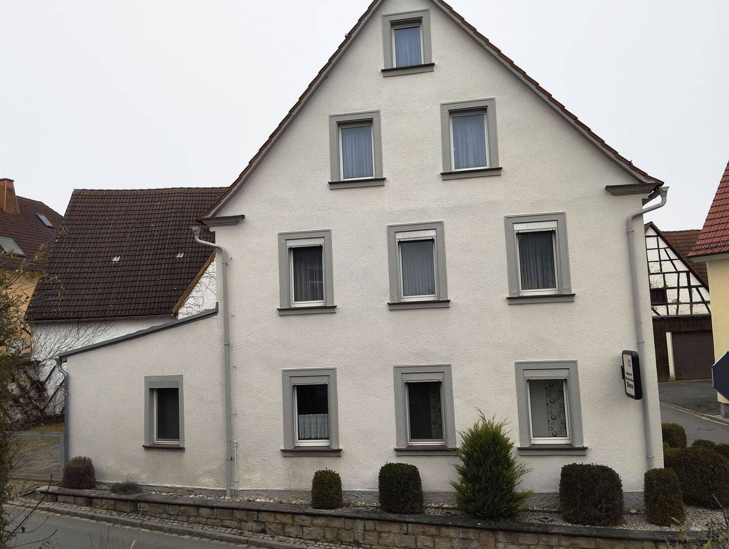 Wohn- und Geschäftshaus mit großen Lagerflächen für Handel und Handwerk – Markt Taschendorf – Vorschaubild 3