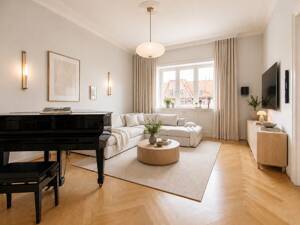 Eindrucksvolle 7-Zimmer Wohnung - Altbaucharme im beliebten Grindelviertel – 20146 Hamburg – Vorschaubild 6