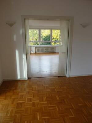 D-Zoopark: schicke 3-4 Zi.Whg. ca. 96 m² mit EBK, Lift, Garage – 40239 Düsseldorf – Vorschaubild 3